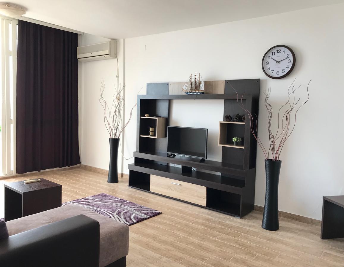 Apartment Jana Улцинь Екстер'єр фото