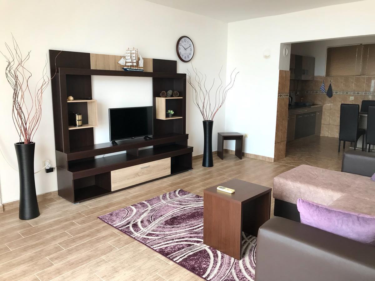 Apartment Jana Улцинь Екстер'єр фото